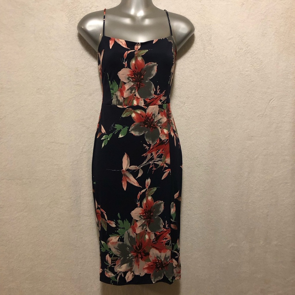 Ceeian Blue Floral Knee Length Summer Dress, Size Medium